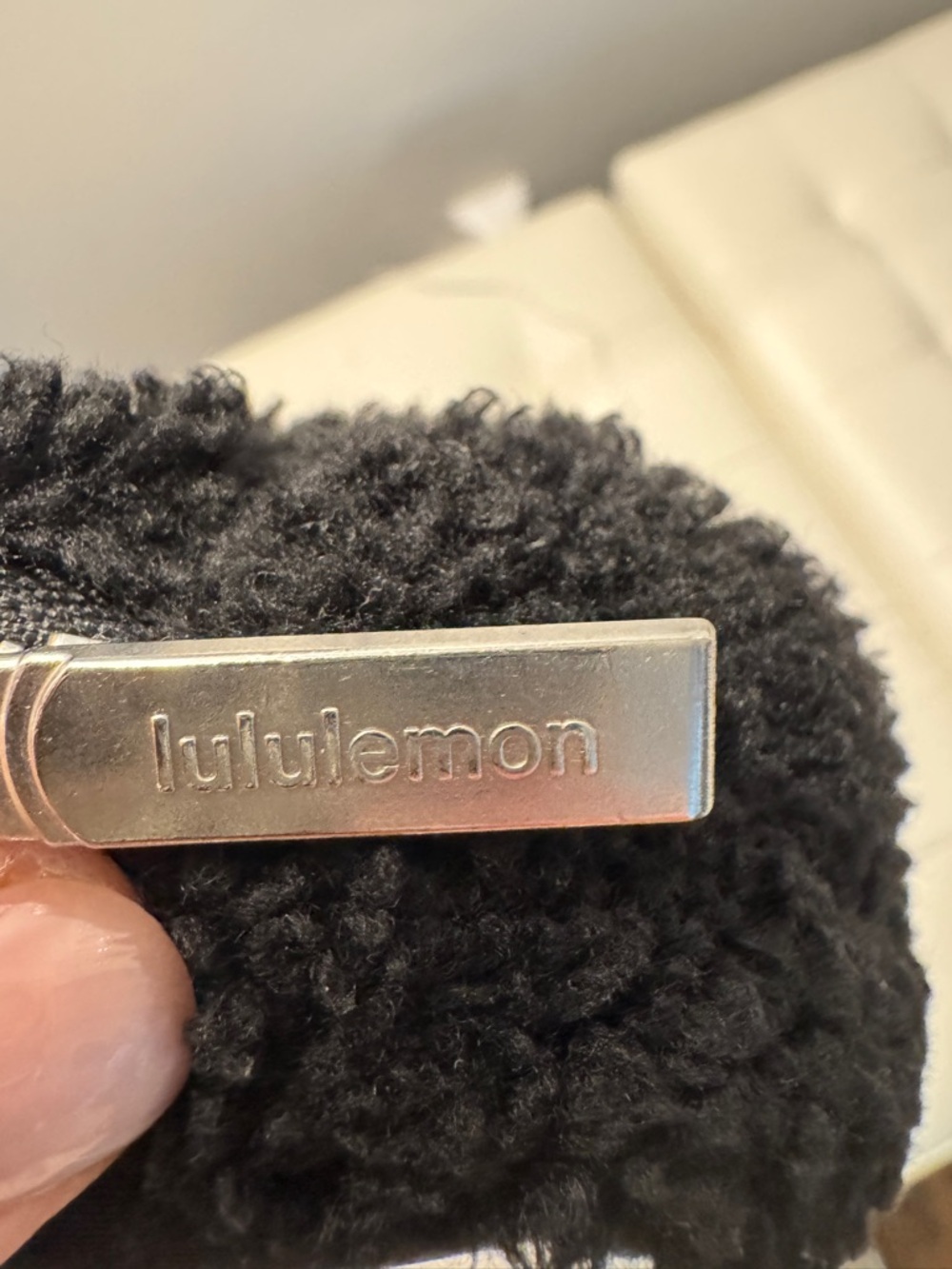 Lululemon Faux Sherpa Fleece Everywhere Belt Bag-gently used - Picture 10 of 11